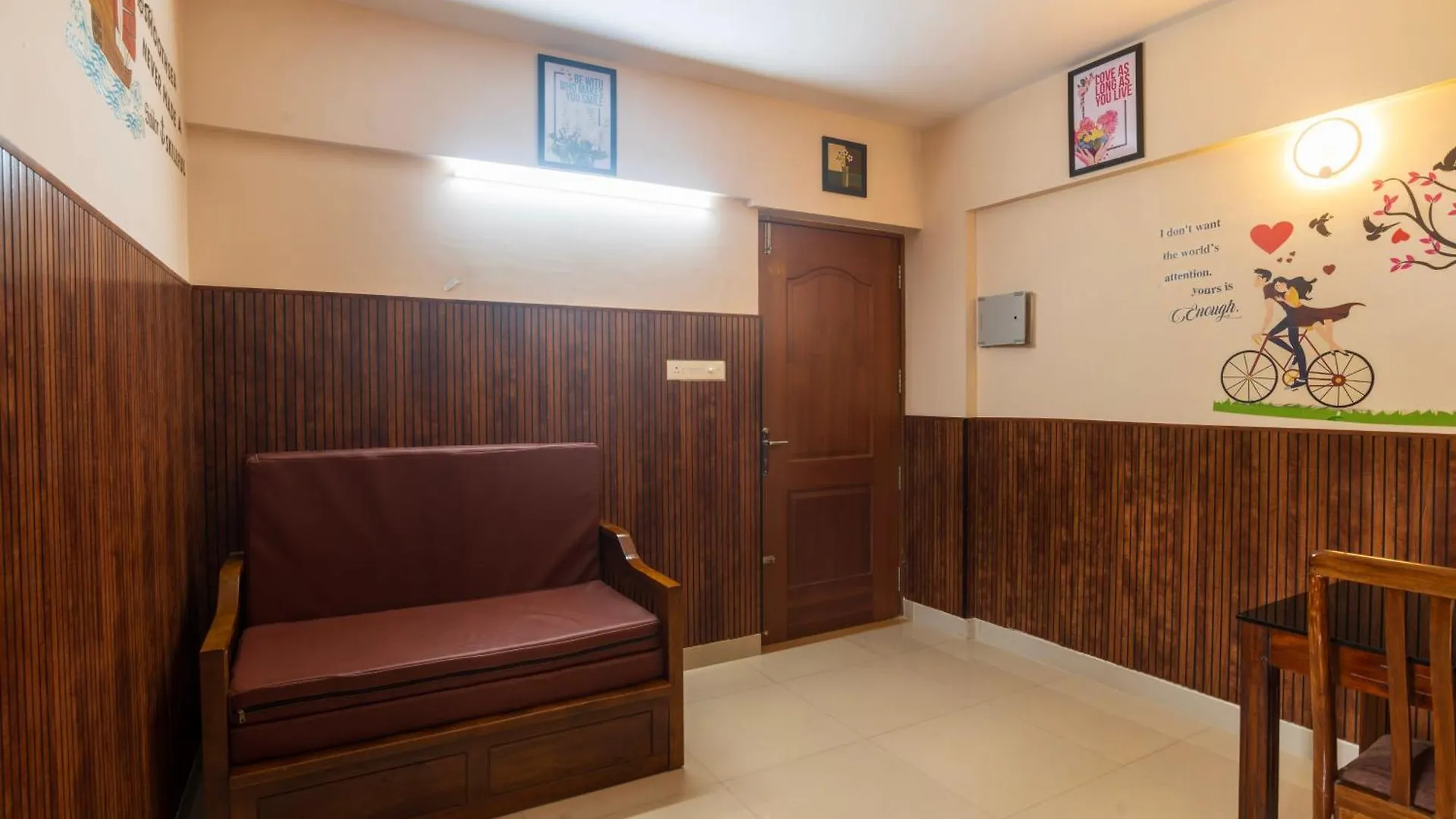 Sancta Maria Lounge -Cochin Airport Apartment Nedumbassery