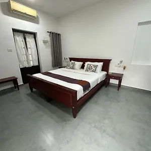 The Romantica Villa