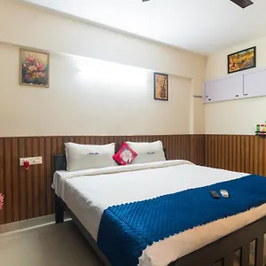 Mayflower Airport Launge Apartment